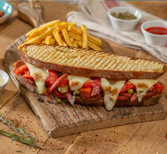 Sosisli Tost
